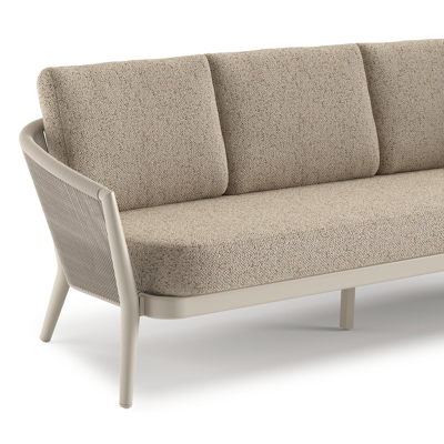 Orso loungeset in beige aluminium en beige verticaal geweven ronde rope met Bora Jungle all weather cosytica kussen