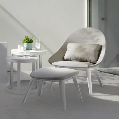 Tables d'appoint Enna en aluminium blanc - table 1: Dia. 44 x H 46 cm, table 2: Dia. 52 x H 52 cm