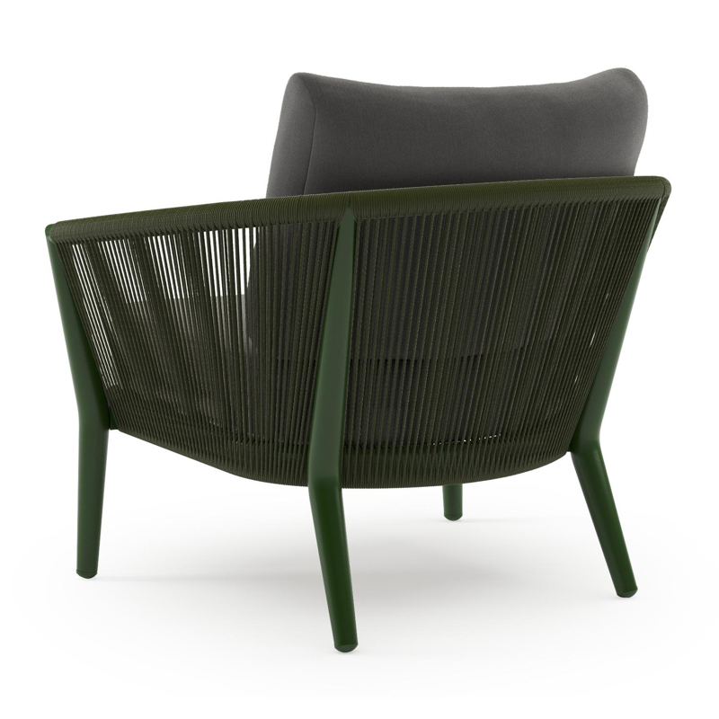 Orso loungestoel in groen aluminium en groen verticaal geweven ronde rope met Natte Charcoal Chine all weather sunbrella® luxe kussen