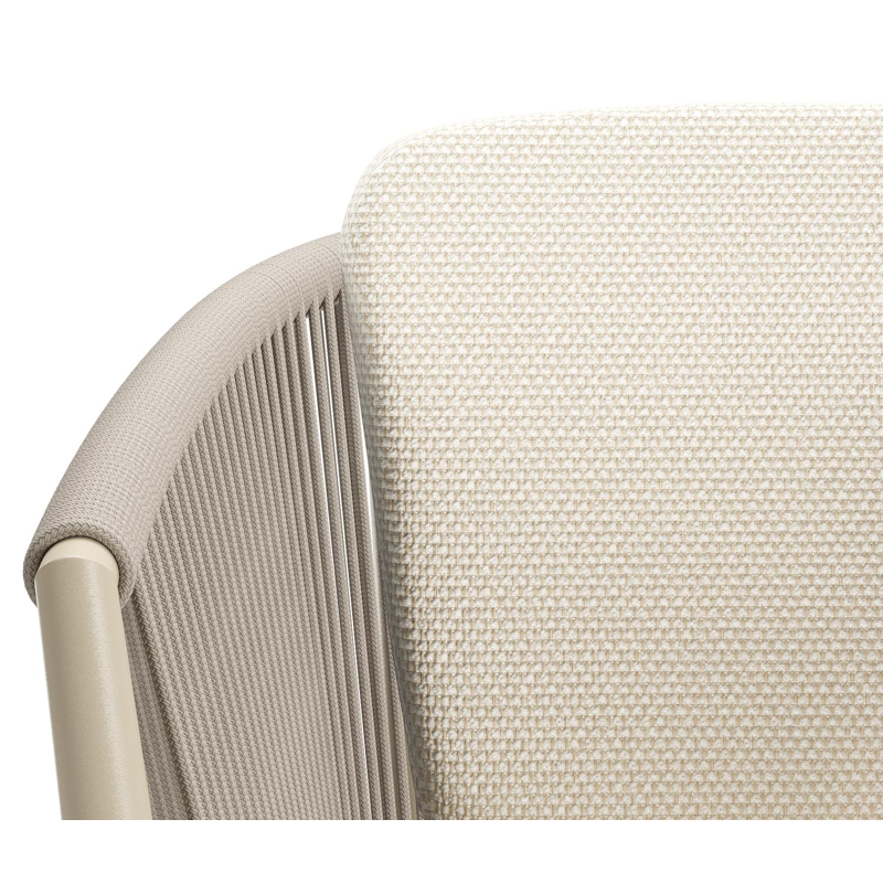 Orso tuinstoel in beige aluminium en beige verticaal geweven ronde rope met zitkussen in All Weather Cosytica Althea Off White