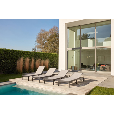 Alba verstelbaar ligbed in zwart aluminium met grijs textilene