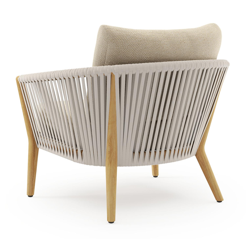 Orso loungestoel in teak en beige verticaal geweven luxe vlakke rope met Althea Camel all weather cosytica kussen