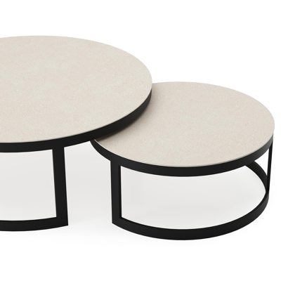 Enna set van 2 loungetafels in zwart aluminium en Beige volkeramiek - Dia. 100/70 x H 37/30 cm