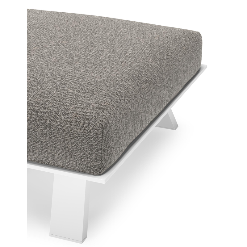 Cesano poef in wit aluminium met chartres drizzle all weather Sunbrella® luxe kussen