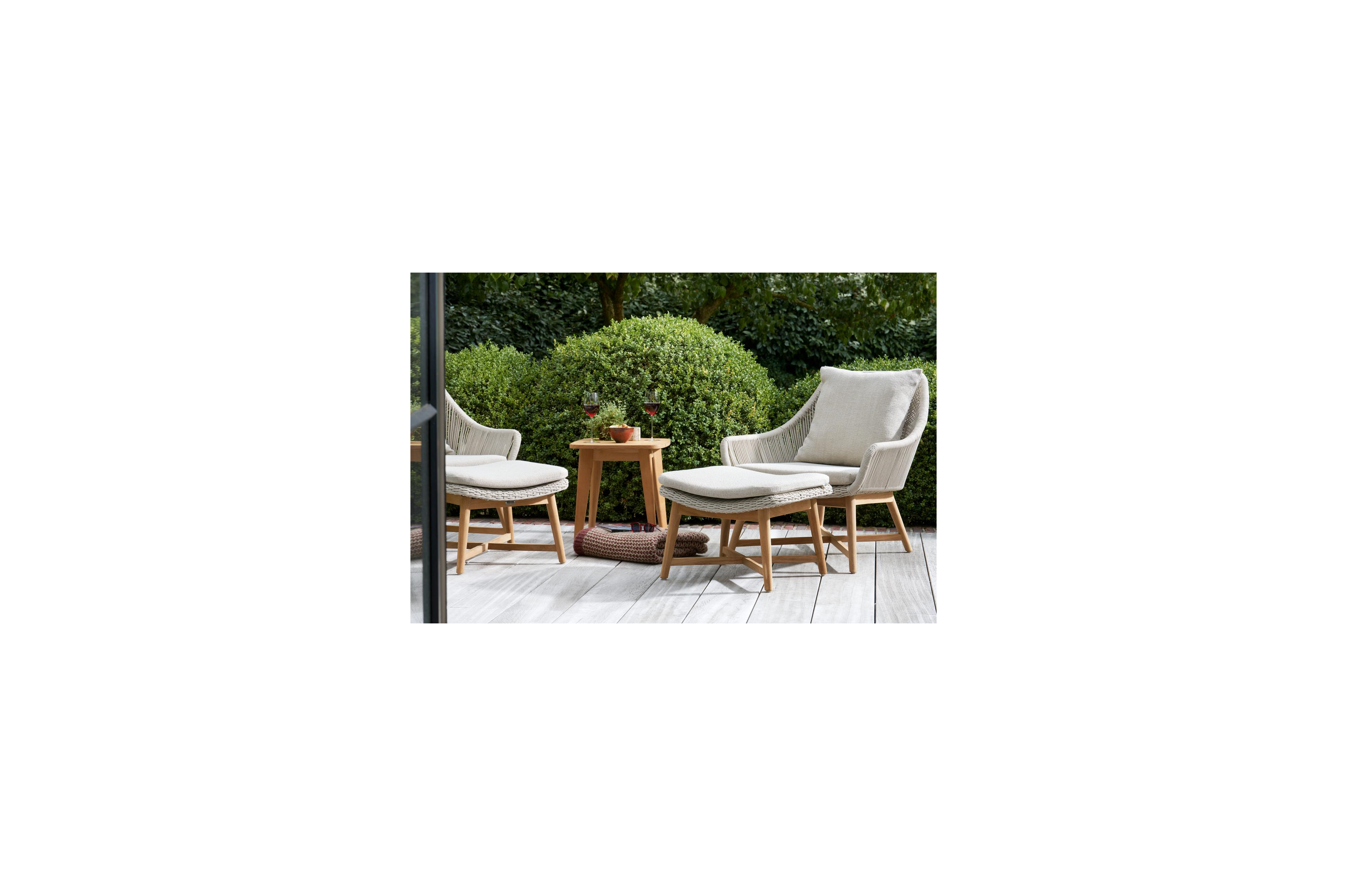 Lacrima bijzettafel in teak - L 45 x B 45 x H 45 cm