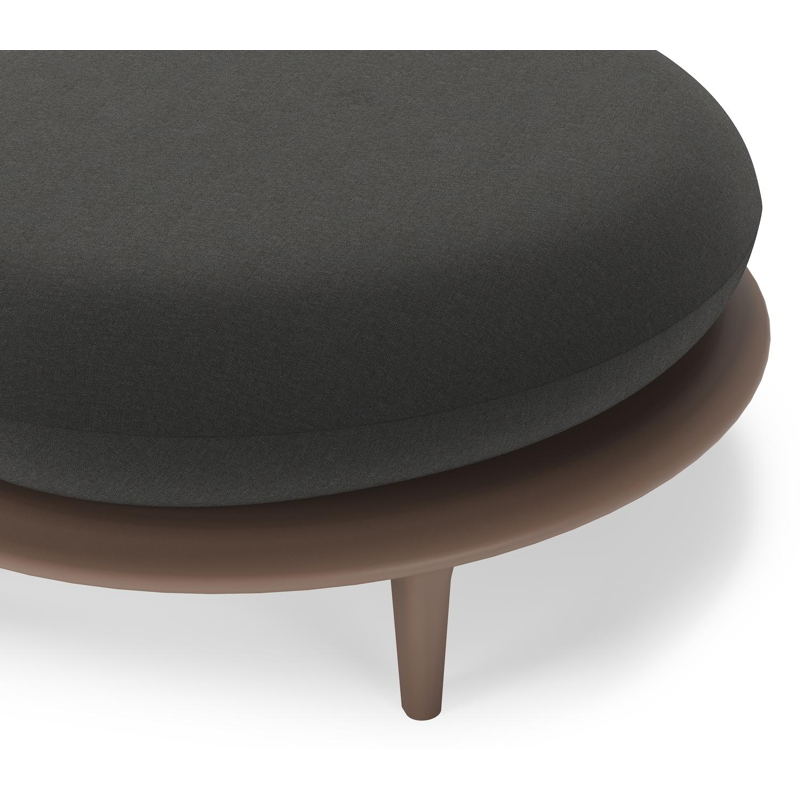 Bomero poef in taupe aluminium met natte sooty all weather sunbrella® luxe kussen