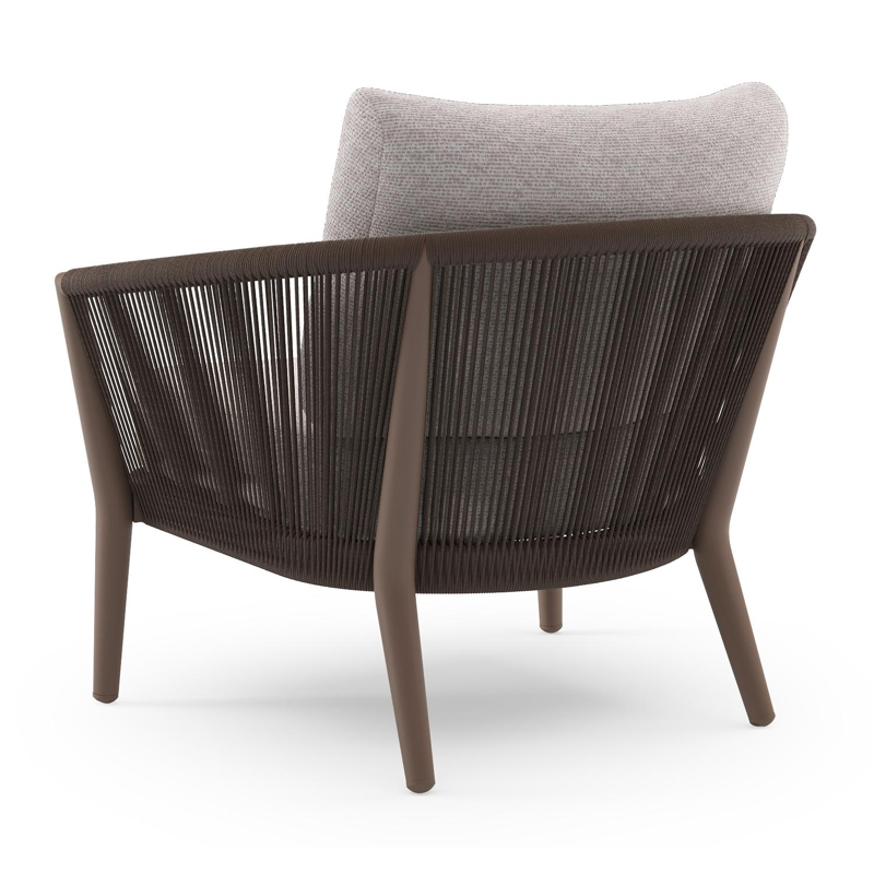 Orso loungestoel in taupe aluminiumen zwart verticaal geweven ronde rope met Wander Gobi all weather sunbrella® luxe kussen