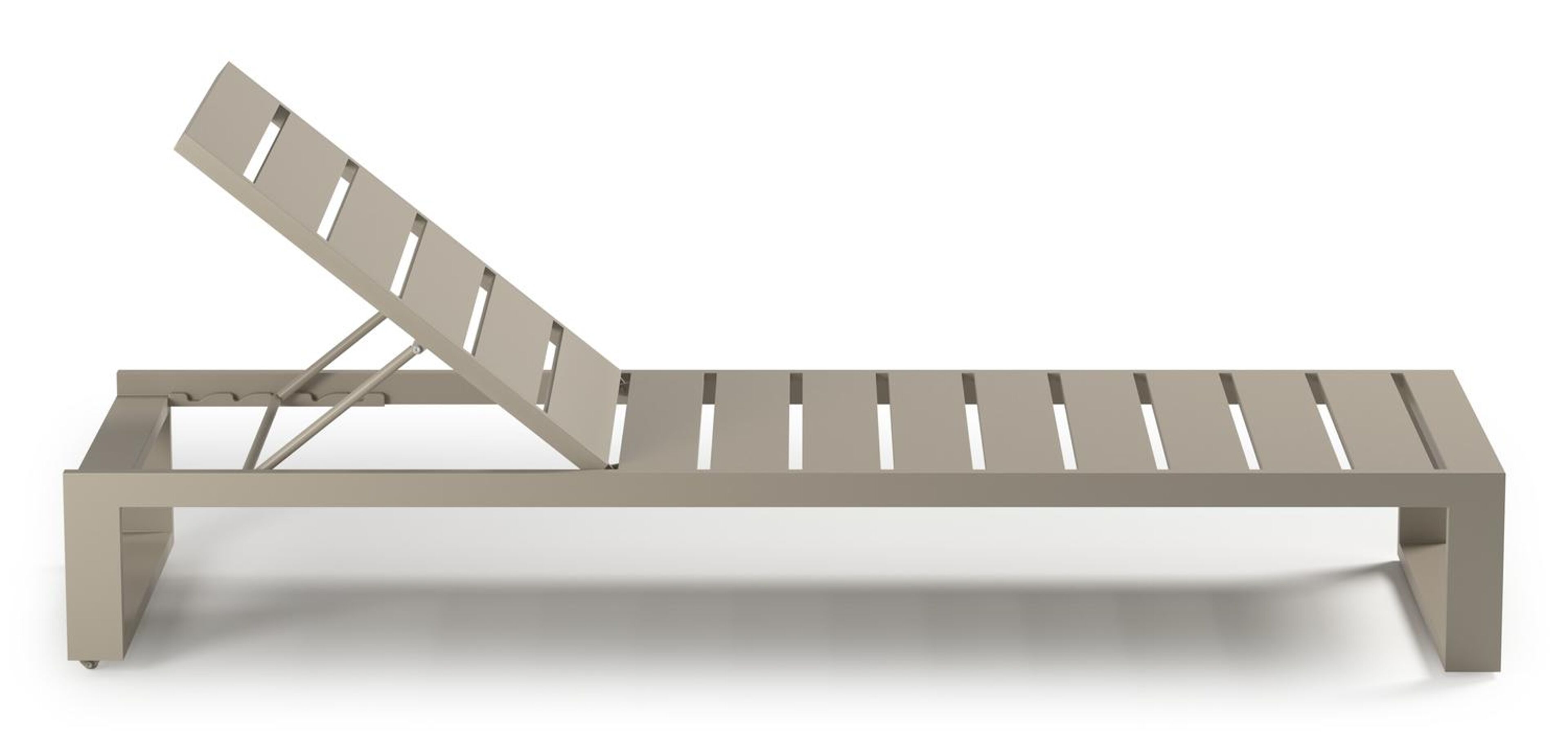 Chaise longue réglable Verato en aluminium beige avec lopi sand all weather sunbrella® luxe coussin