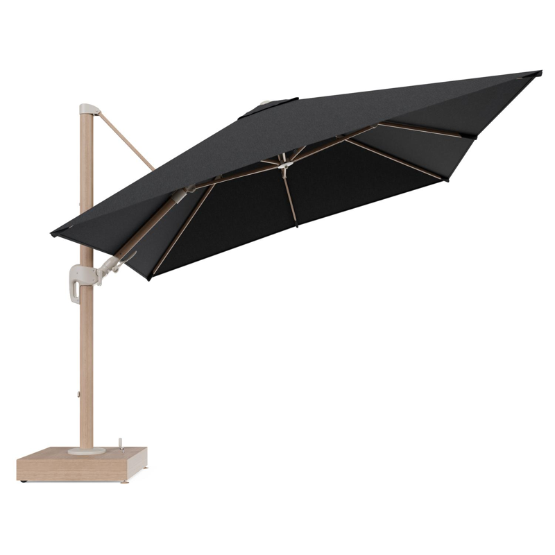 Rufina zweefparasol met tiltfunctie in houtlook aluminium en Chartres Sooty All Weather Sunbrella® Luxe parasoldoek - L1 300 x L2 300 cm met parasolvoet Minore 150 kg met wielen