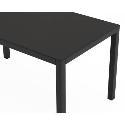 Feltro tuinset in zwart aluminium en sintered stone Notte minerale met 2 Zamora tuinstoelen