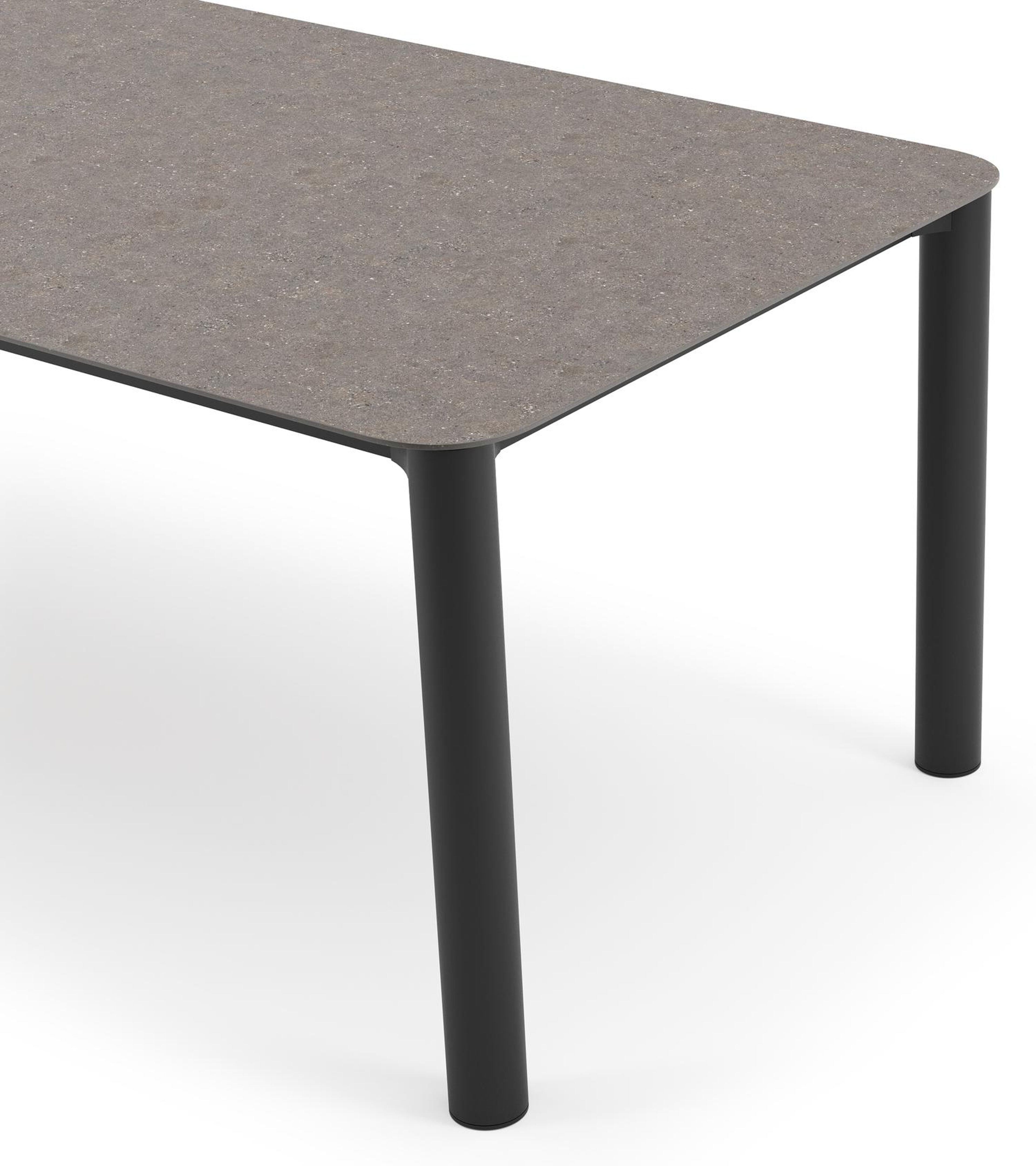 Orso tuintafel rechthoekig afgerond in zwart aluminium en volkeramiek wulong - L 240 x B 100 x H 73.5 cm