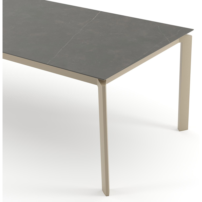 Cirello tuintafel rechthoekig in beige aluminium en volkeramiek Calatorao - L 240 x B 100 x H 74.5 cm