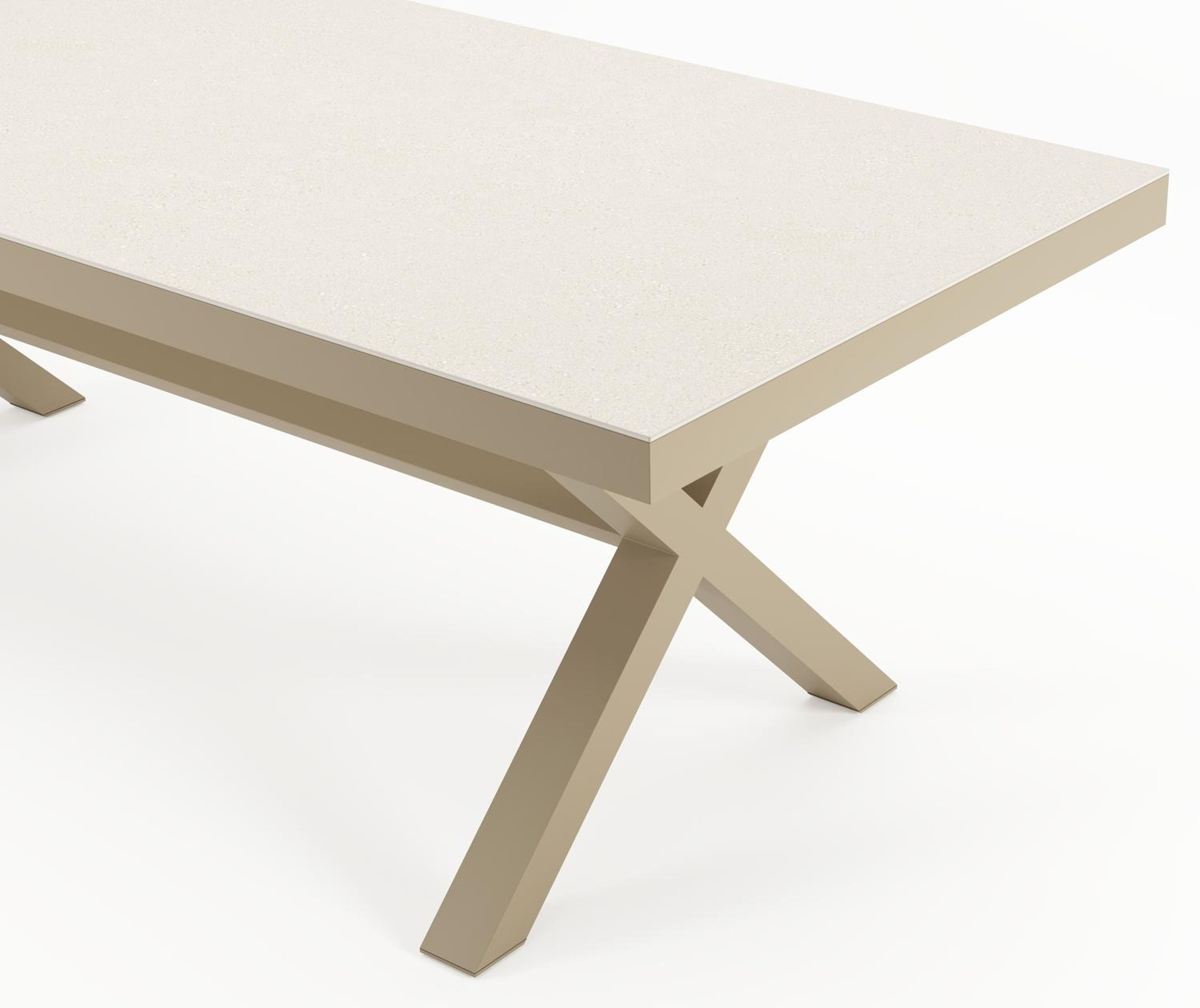 Ensemble de jardin Reza en aluminium beige et sintered stone crema minerale avec 6 chaises de jardin empilable Matera