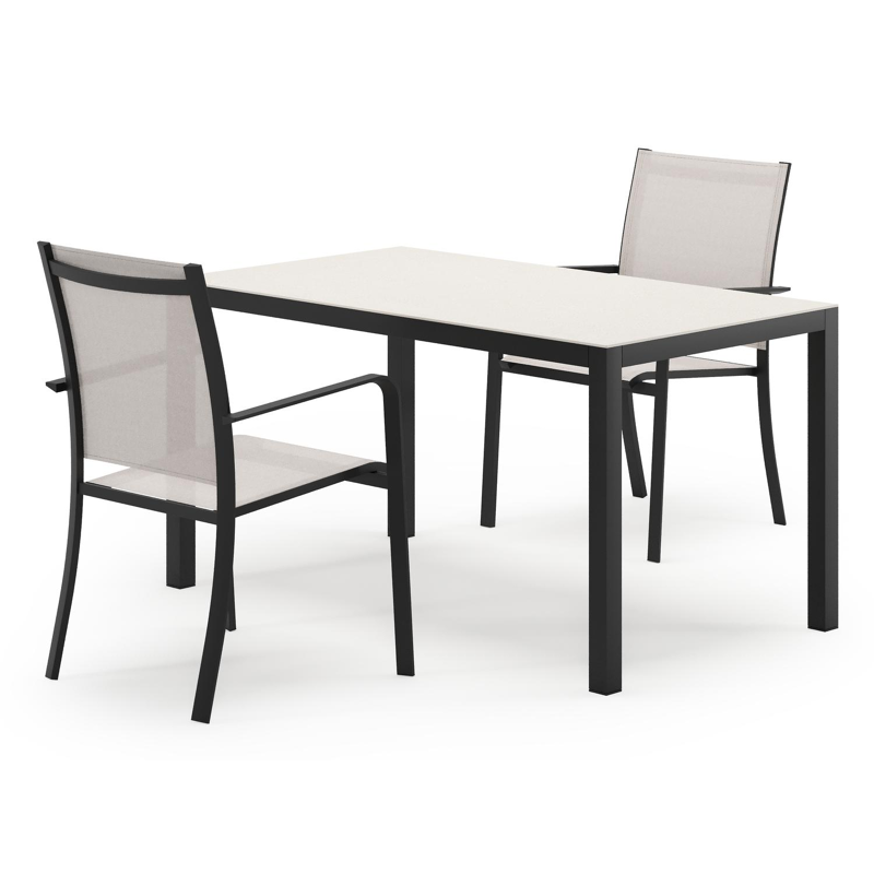 Feltro tuinset in zwart aluminium en sintered stone Crema minerale met 2 Calobra tuinstoelen