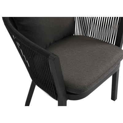 Nano tuinstoel in zwart aluminium en zwart verticaal geweven rope met kussen in natte dark taupe all weather sunbrella® luxe