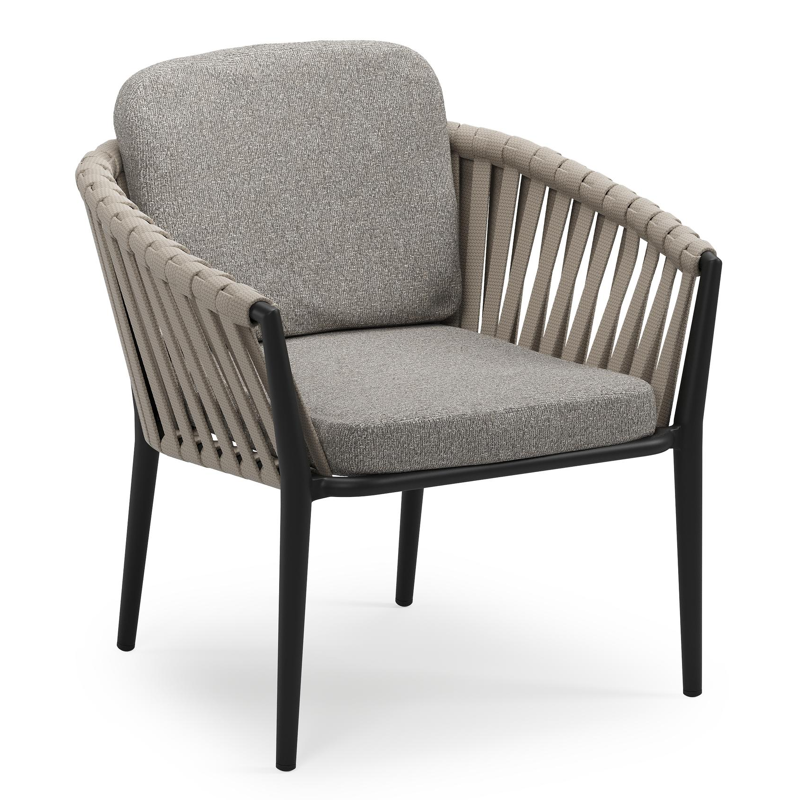 Orso low dining tuinstoel in zwart aluminium en beige verticaal geweven luxe vlakke brede rope met stoelkussen in All Weather Sunbrella® Luxe Tundra Charcoal