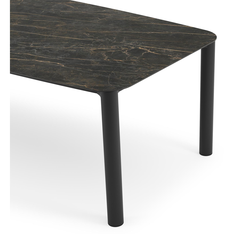 Orso tuintafel bootvorm in zwart aluminium en volkeramiek black obsession - L 255 x B 115 x H 75 cm