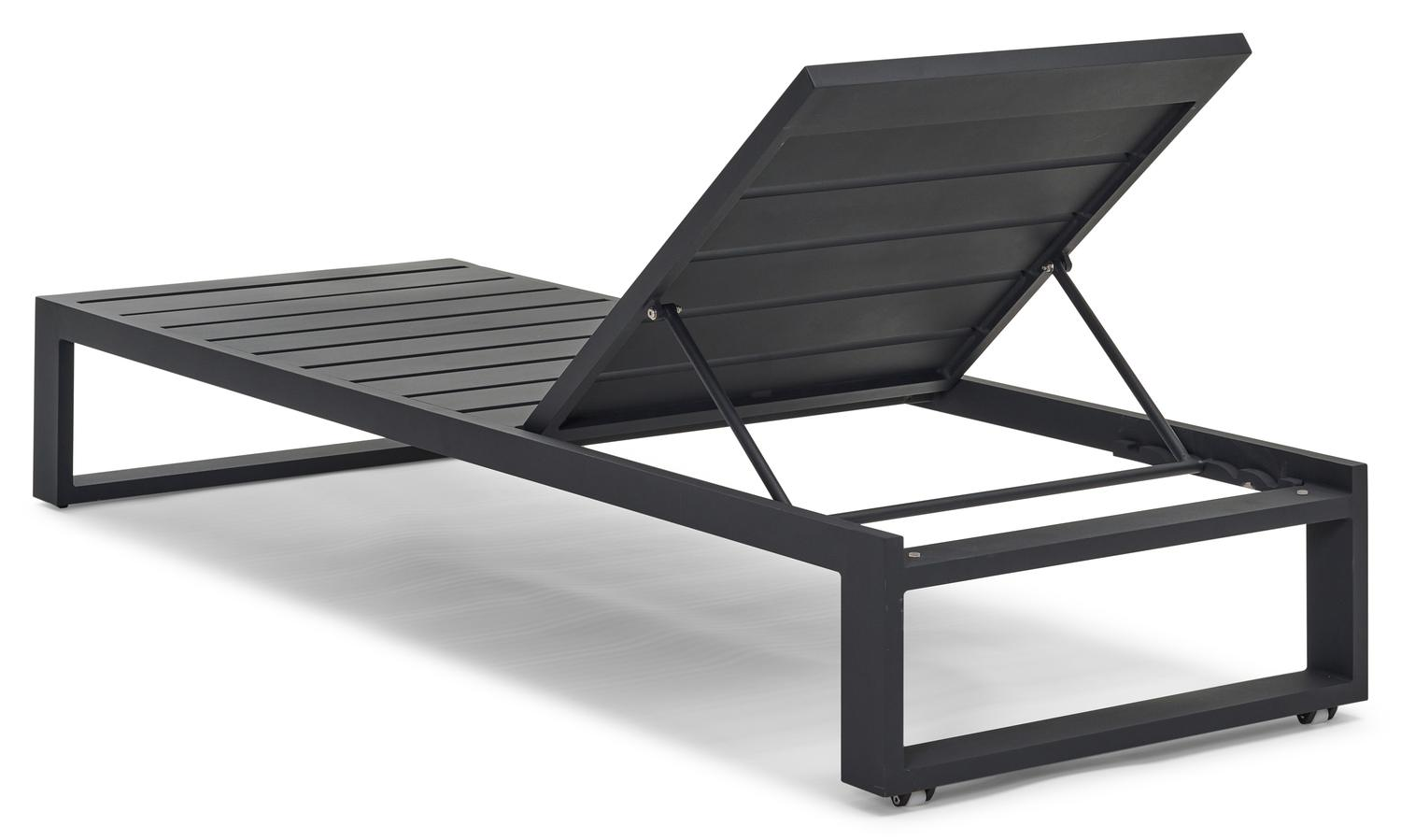 Verato verstelbaar ligbed in zwart aluminium met chartres sooty all weather sunbrella® luxe kussen