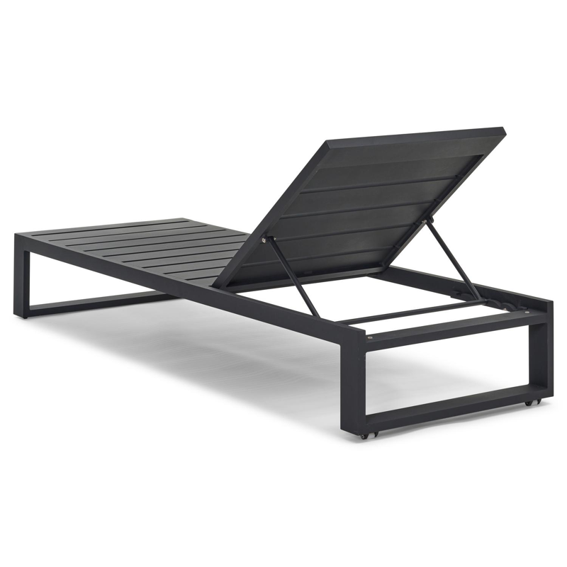 Verato verstelbaar ligbed in zwart aluminium met natte sooty all weather Sunbrella® luxe kussen
