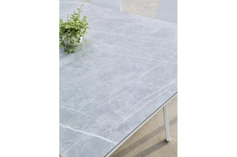 Mesa tuinstoel in wit aluminium en wit kunststof