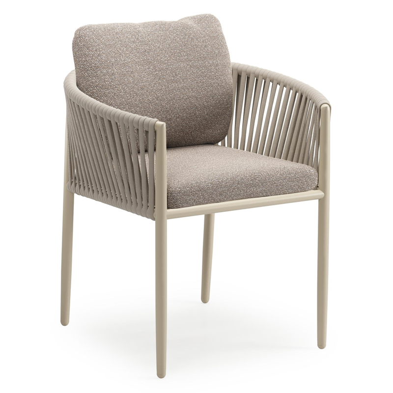 Organo tuinstoel in beige aluminium en beige verticaal geweven luxe vlakke rope met zitkussen in All Weather Sunbrella® Luxe Wander Manioc