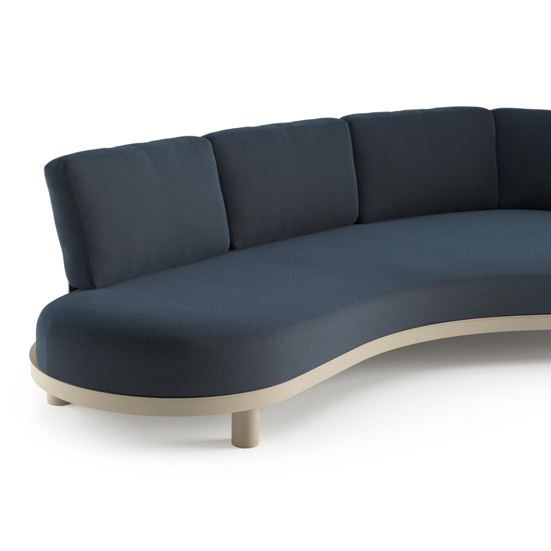 Donato loungebank in beige aluminium met heritage indigo All Weather Sunbrella® luxe kussen