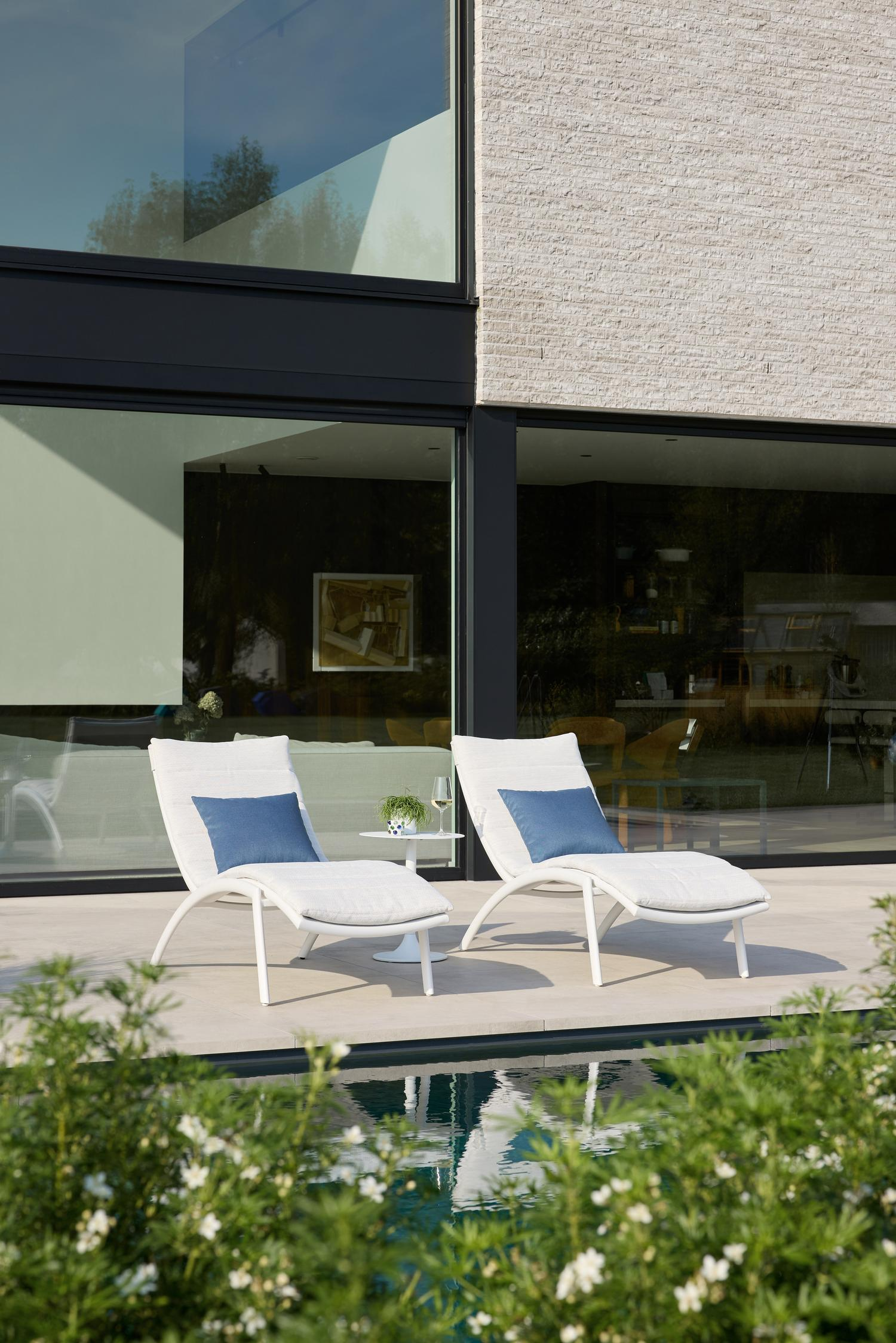 Siena ligbedkussen in Weather+ Softtouch sand