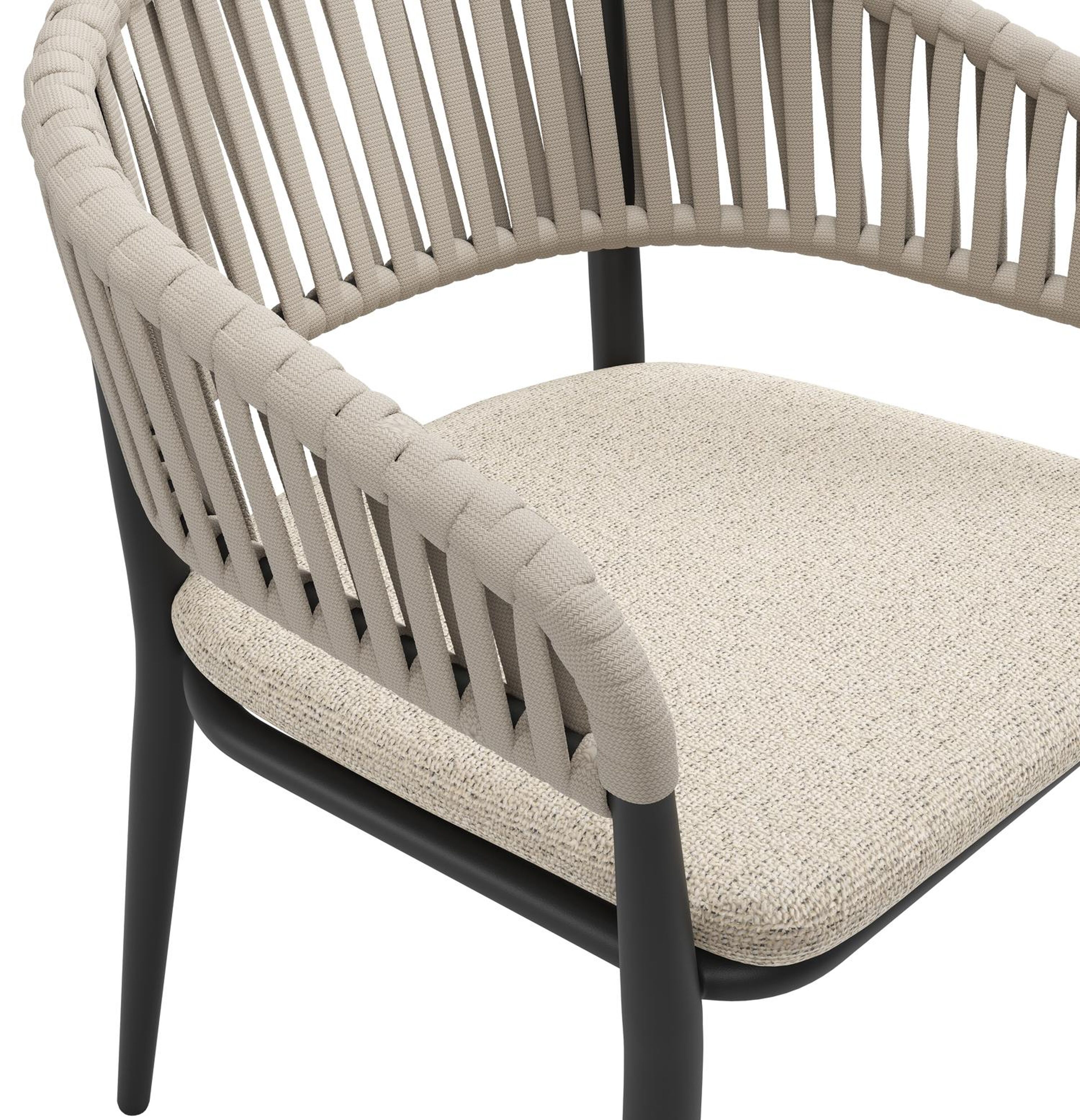 Tolfa stapelbare tuinstoel in zwart aluminium en beige verticaal geweven luxe vlakke brede rope met stoelkussen in All Weather Cosytica Marbella Beige