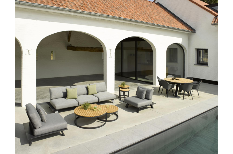 Enna bijzettafels in zwart aluminium en naturel teak - Dia. 44 X H 46 cm