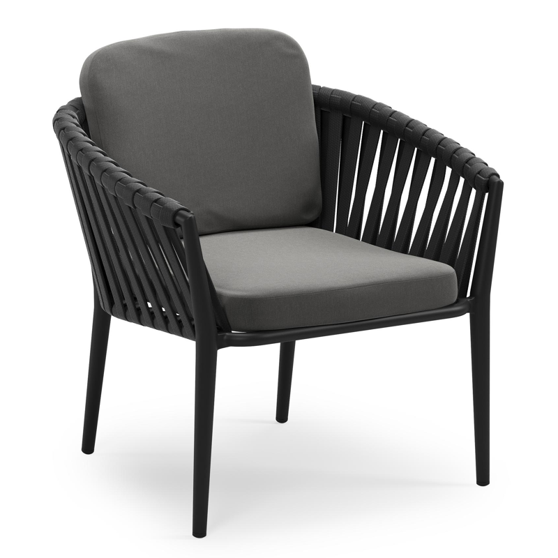 Orso low dining tuinstoel in zwart aluminium en zwart verticaal geweven luxe vlakke brede rope met stoelkussen in All Weather Sunbrella® Luxe Natte Charcoal Chine
