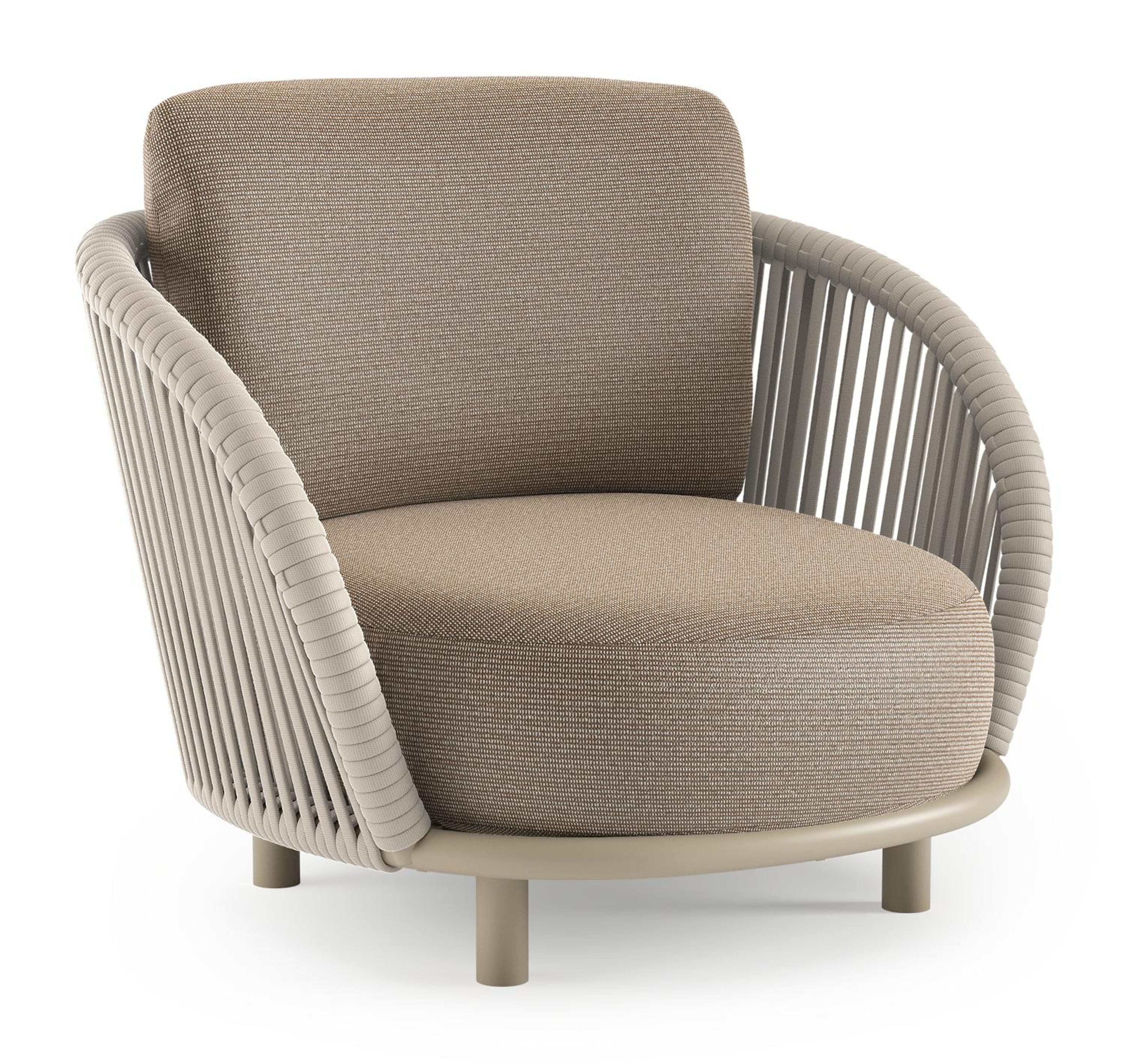 Fauteuil de jardin Lupino en aluminium beige et corde large plate de luxe tissée verticalement beige et coussins en all weather solica firenze earth
