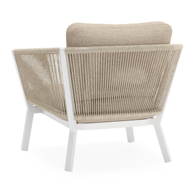 Cordoba loungestoel in wit aluminium en beige verticaal geweven ronde rope met rustic weather+ softtouch kussen