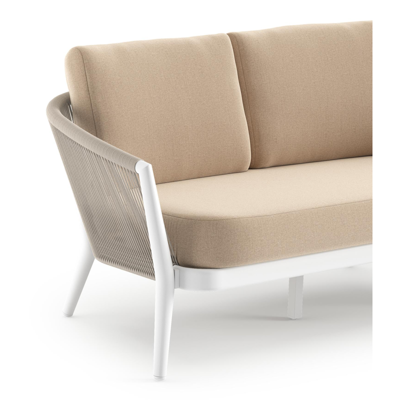 Orso loungebank in wit aluminium en beige verticaal geweven ronde rope met Natte Heather Beige all weather sunbrella® luxe kussen