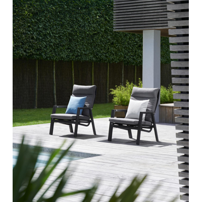 Prato balkonset in zwart aluminium met grijs weather+ textilene kussens