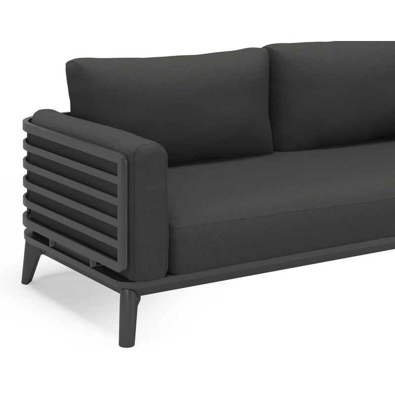 Mosa loungeset in zwart aluminium met natte sooty all weather sunbrella® premium kussens en loungetafel