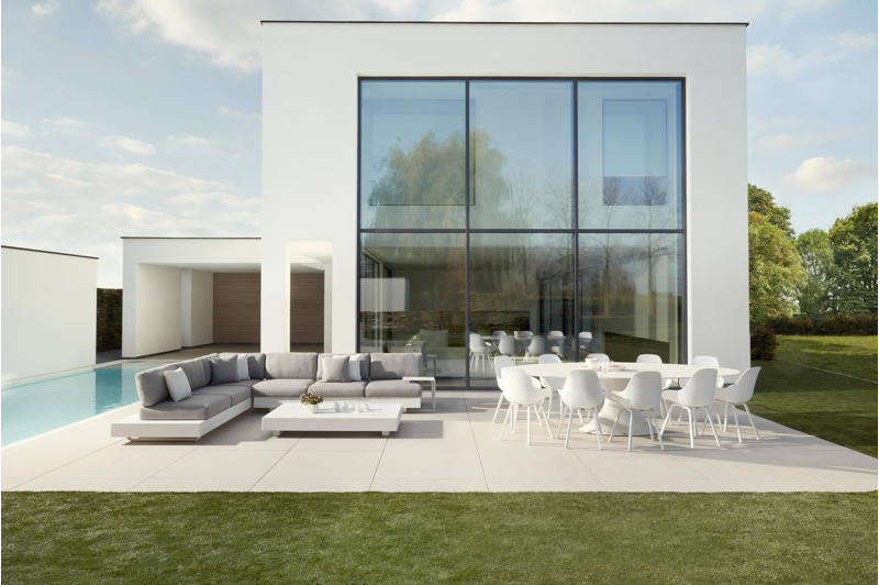 Cela tuinstoel in wit aluminium en wit kunststof