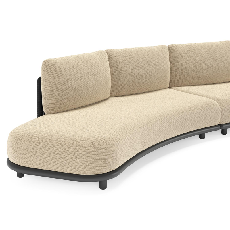 Lomano loungebank in zwart aluminium en beige verticaal geweven luxe vlakke rope met althea camel all weather cosytica kussen