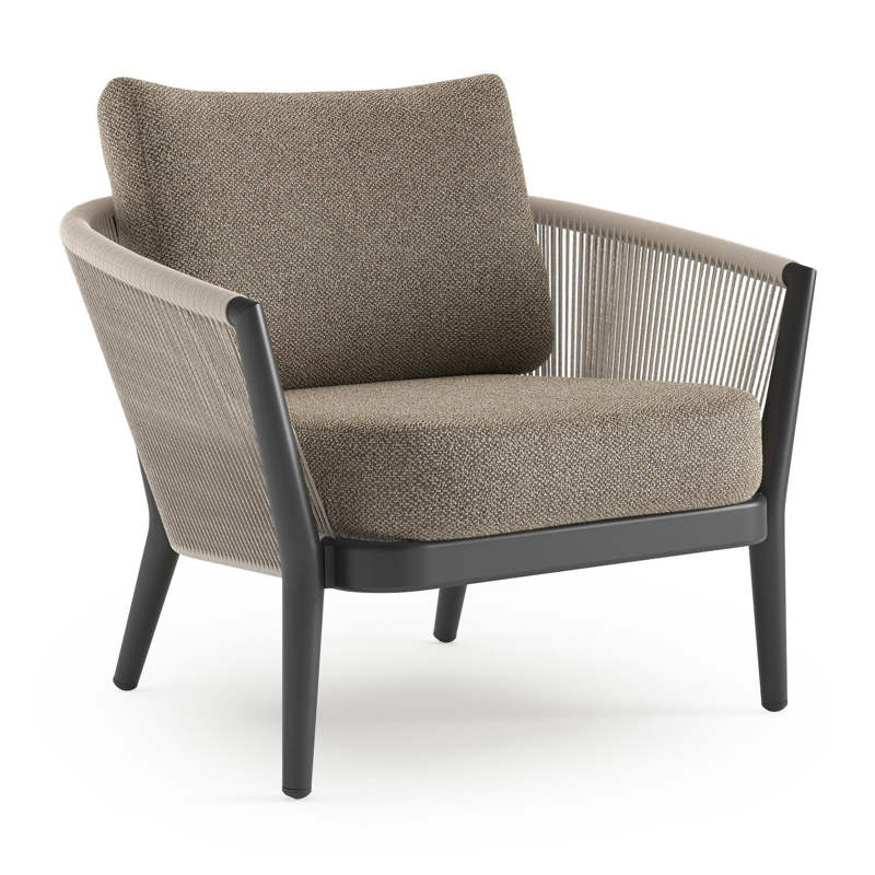 Orso loungestoel in zwart aluminium en beige verticaal geweven ronde rope met Madagascar Burch all weather cosytica kussen