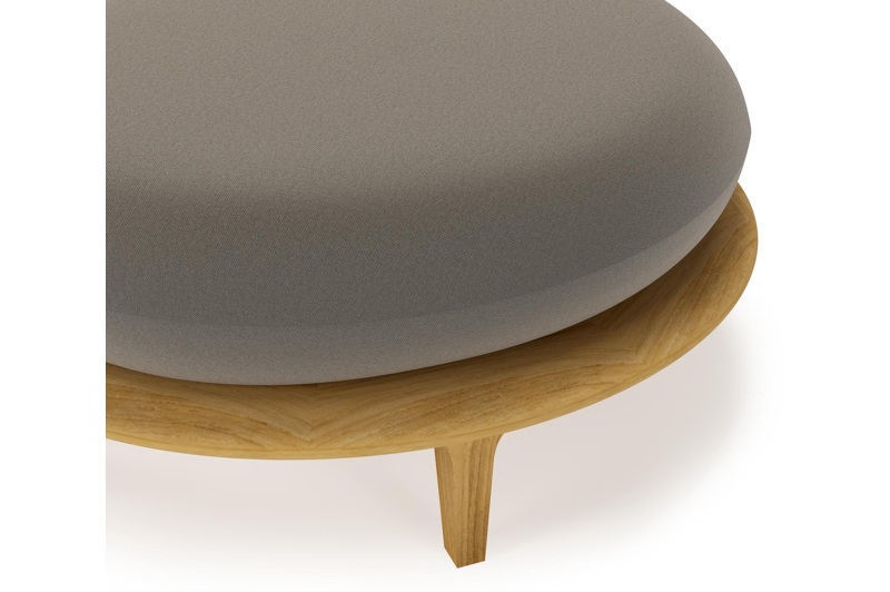 Bomero poef in teak met natte carbon beige all weather sunbrella® luxe kussen
