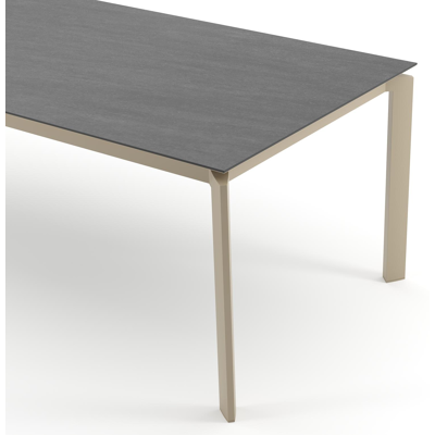 Cirello tuintafel rechthoekig in beige aluminium en volkeramiek Basalt Black - L 240 x B 100 x H 74.5 cm