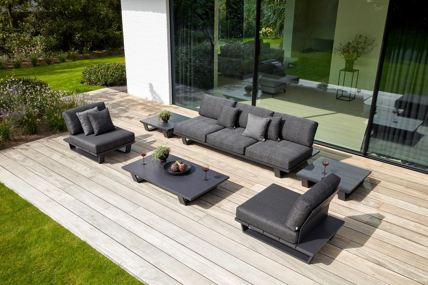 Table basse Pagino en aluminium noir - Lg 140 x larg. 79,5 x H 21 cm