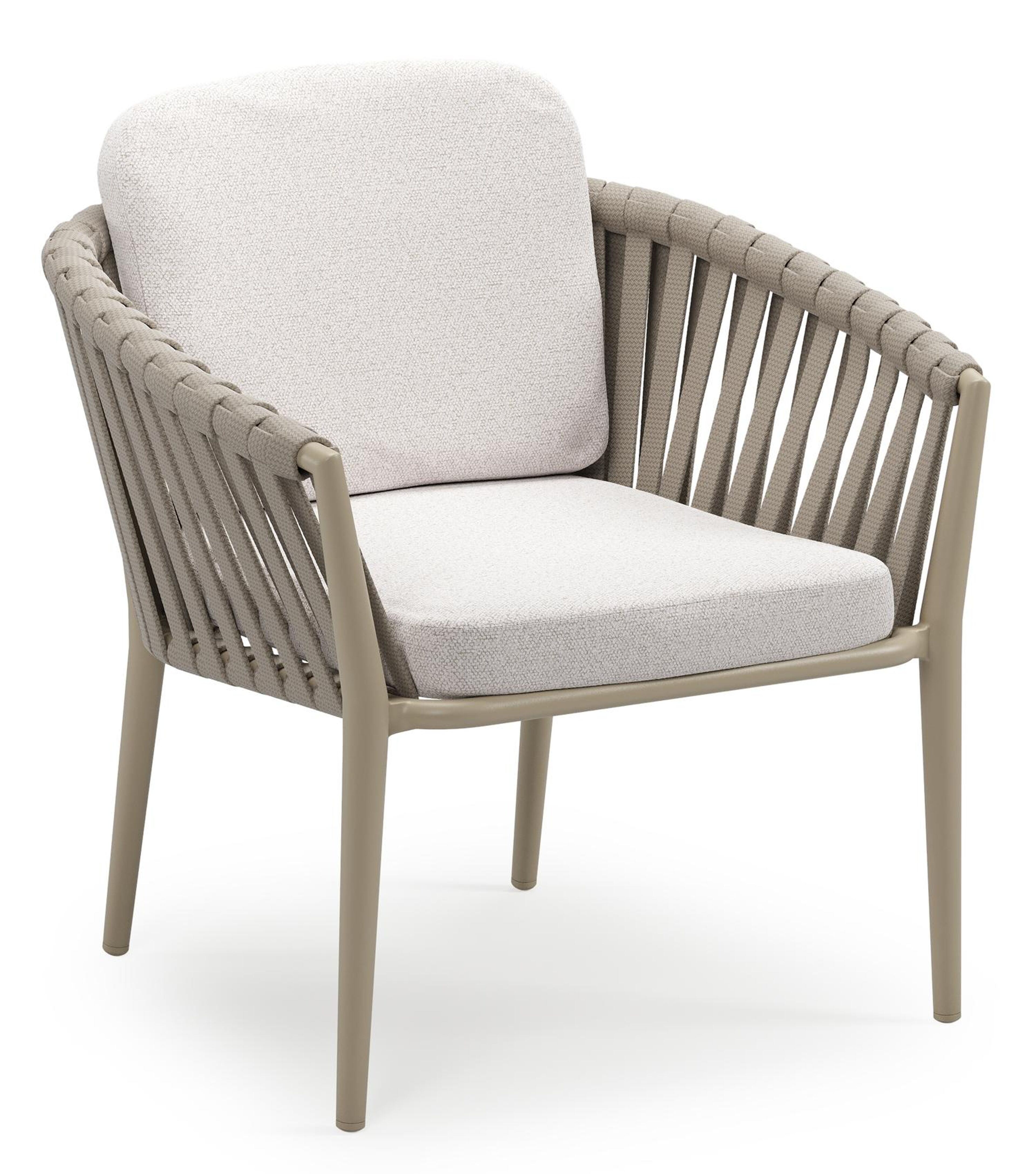 Orso low dining tuinstoel in beige aluminium en beige verticaal geweven luxe vlakke brede rope met stoelkussen in All Weather Solica Ego Eggshell
