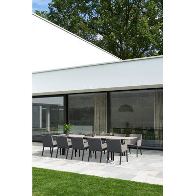 Aspra tuinset met verlengbare tafel in zwart aluminium en grijs volkeramiek op glas tafelblad met 10 Rivo tuinstoelen