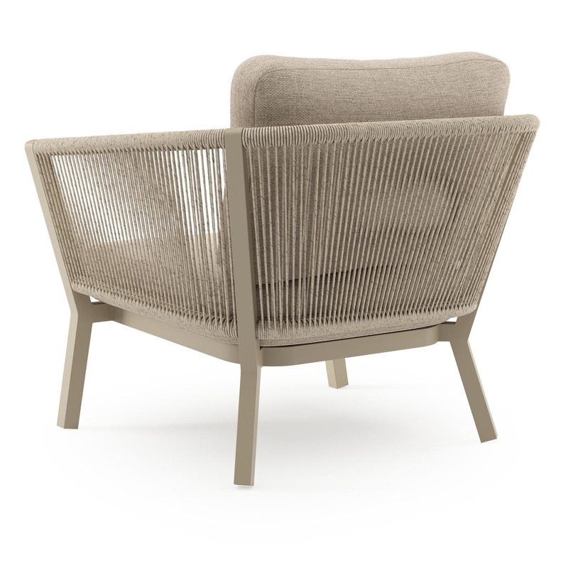 Cordoba loungestoel in beige aluminium en beige verticaal geweven ronde rope met rustic weather+ softtouch kussen