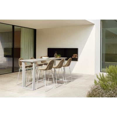 Pagino barstoel in wit aluminium en naturel wicker