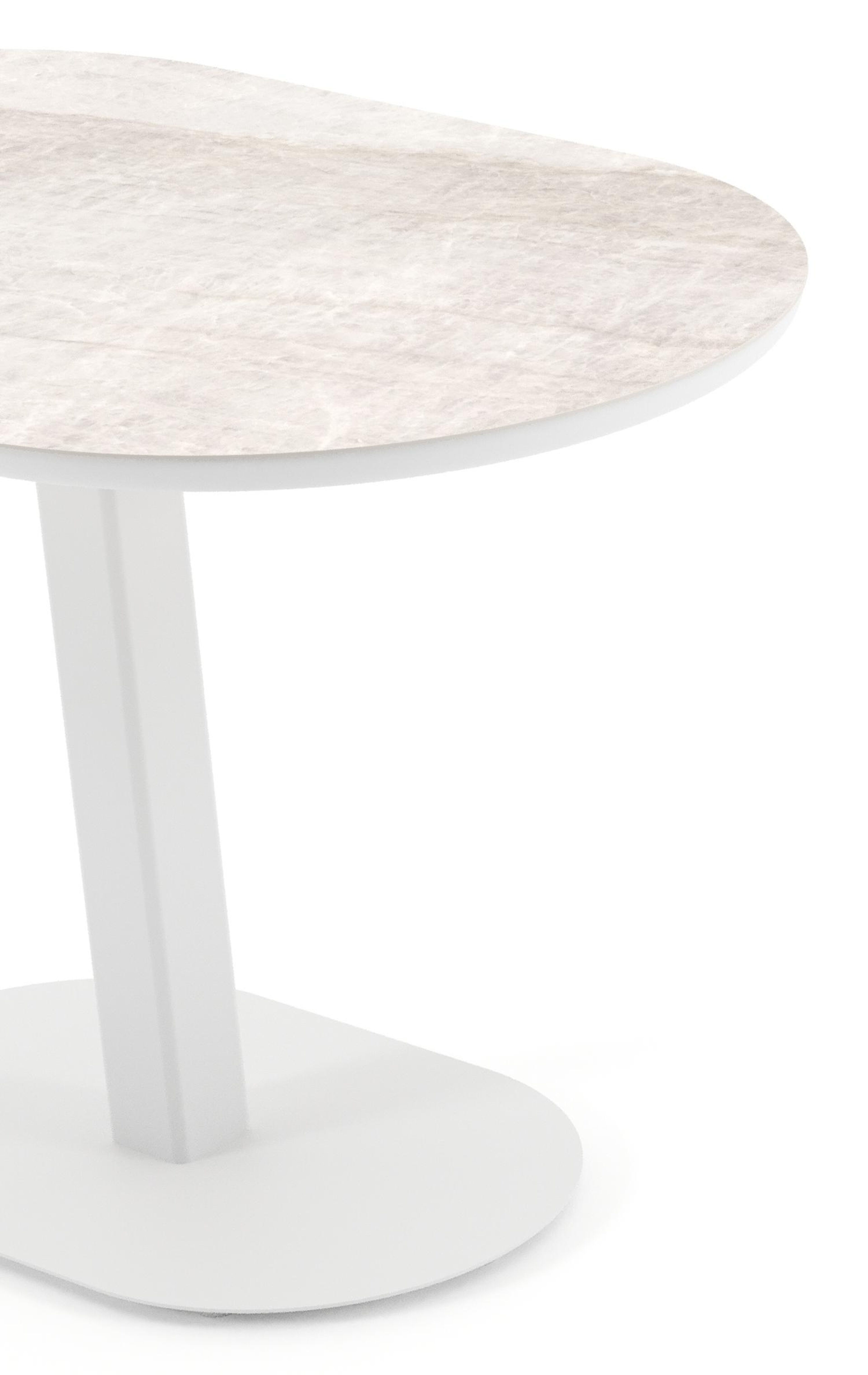 Table de jardin Teramo inclinable bombo en aluminium blanc et céramique pleine Taj Mahal - Lg. 110 x Lrg. 70 x Haut. 74 cm
