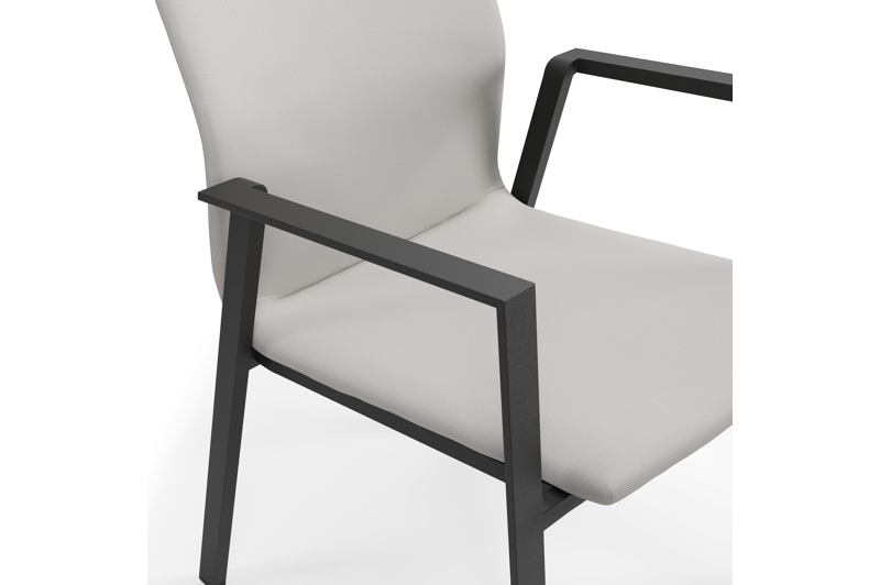 Madura stapelbare tuinstoel in zwart aluminium en grijs comfort textilene