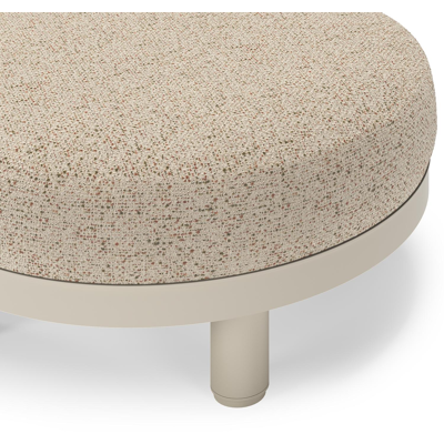 Donato lounge poef in beige aluminium met all weather cosytica Bora Jungle kussen