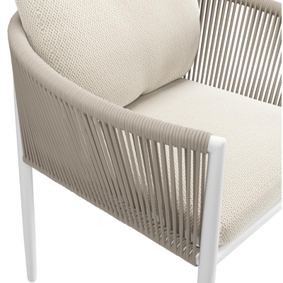 Organo tuinstoel in beige aluminium en beige verticaal geweven luxe vlakke rope met stoelkussen in All Weather Sunbrella® Luxe Lopi Marble