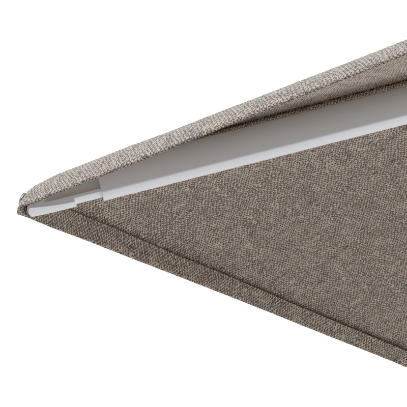 Parasol pendant Minore tilt en aluminium blanc et toile All Weather Sunbrella® Luxe Chartres Pewter - Lg.1: 280 x Lg.2: 370 cm avec pied de parasol Minore 260 kg avec roulettes